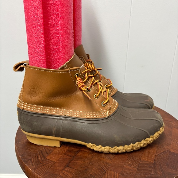 L.L. Bean Duck Bean Women"s Waterproof Top Leather Lace up Size 10.5 - Picture 4 of 10